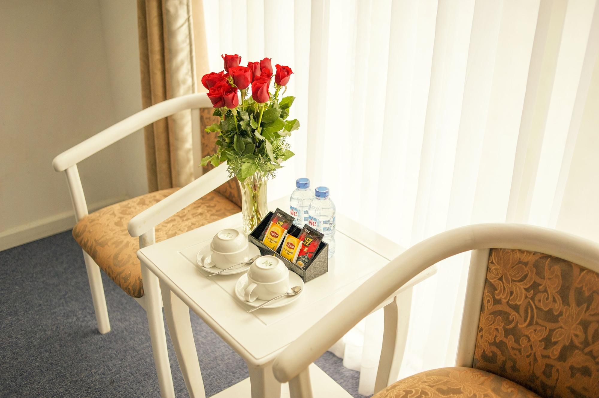 Golden Crown Hotel Ho Chi Minh City Bagian luar foto