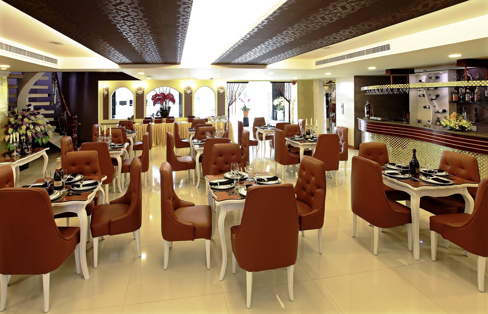 Golden Crown Hotel Ho Chi Minh City Bagian luar foto