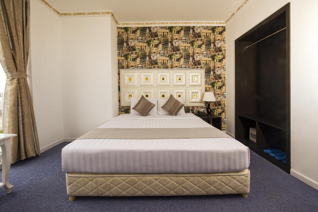 Golden Crown Hotel Ho Chi Minh City Bagian luar foto